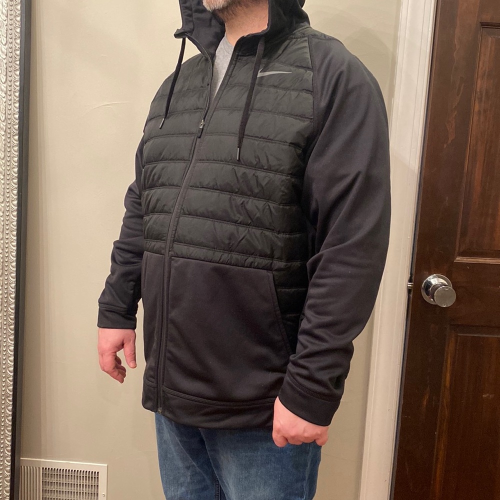 Nike Therma Jacket with Hood